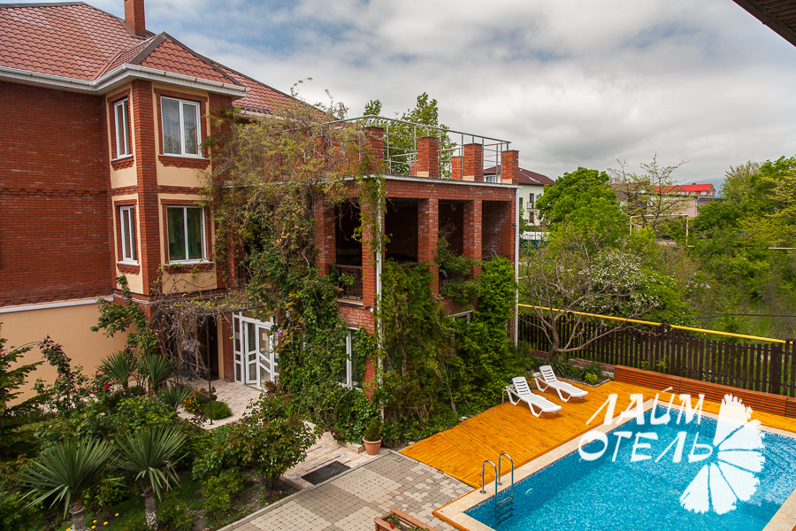 Гостиница "Лайм", Геленджик, Бассейн