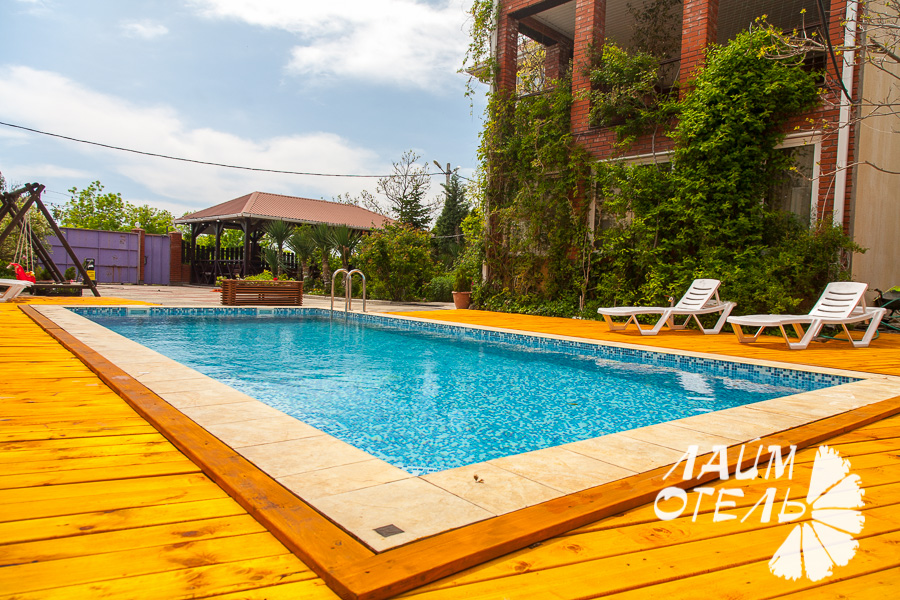 Гостиница "Лайм", Геленджик, бассейн, май 2019